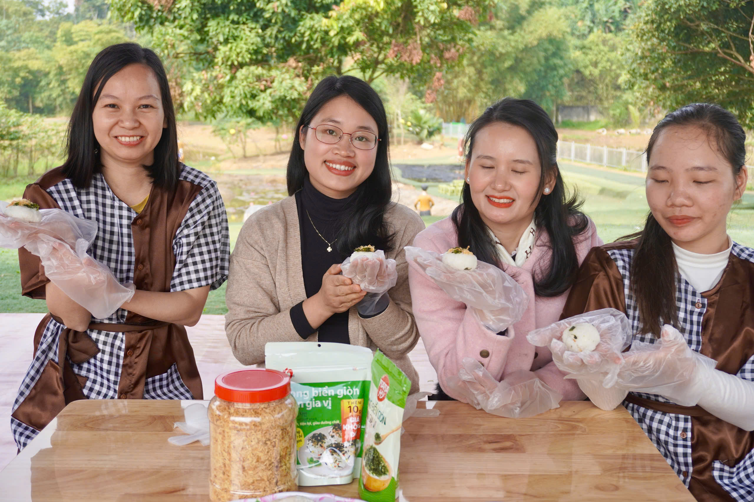 z7423845827469-db9c80a895d99348701824badf582fc3